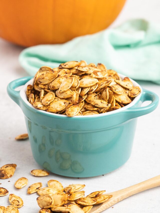 quick-air-fryer-pumpkin-seeds-the-busted-oven